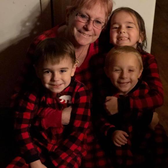 Meet your Posher, Linda - Picture 1 of 1